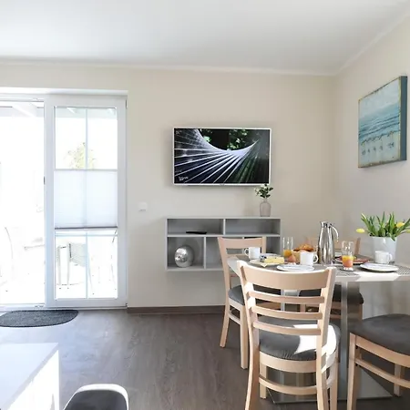 Ostsee7 Apartament *
